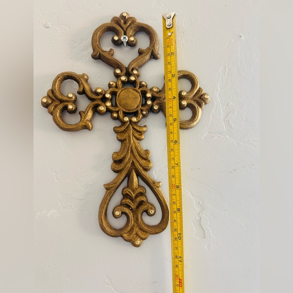 Heart Iron Wall Cross - Picture 7 of 8